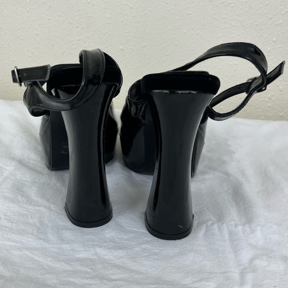 HOT TOPIC Cherry Patent Black 5” Platform Heels Womens Size 10 - Picture 5 of 8